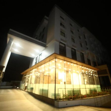Park Avenue And Resorts Sikar Экстерьер фото